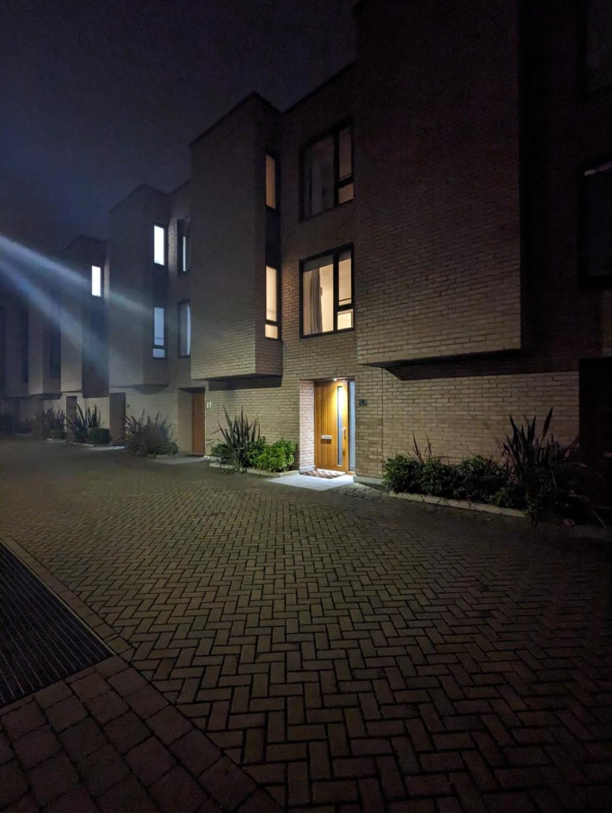 Apartamento Luxurious & Modern Townhouse In Hammersmith Londres Exterior foto