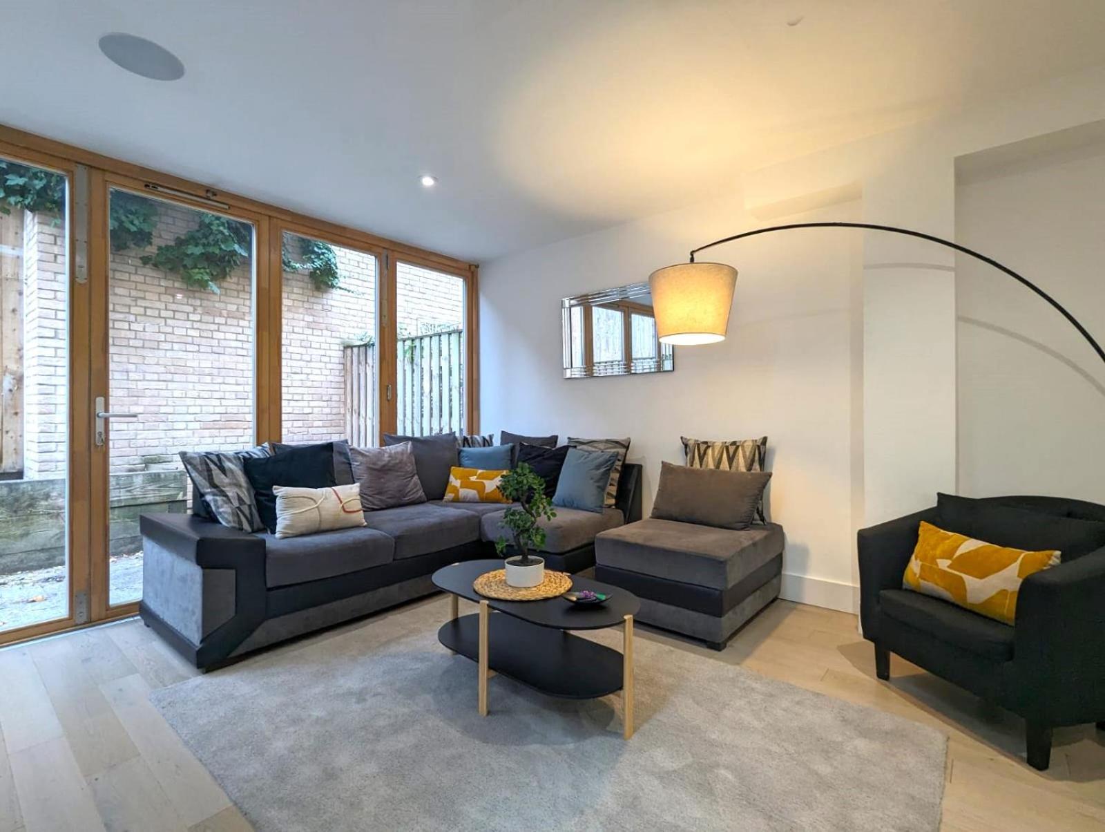 Apartamento Luxurious & Modern Townhouse In Hammersmith Londres Exterior foto